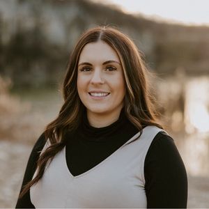 Meet your Posher, Cydney